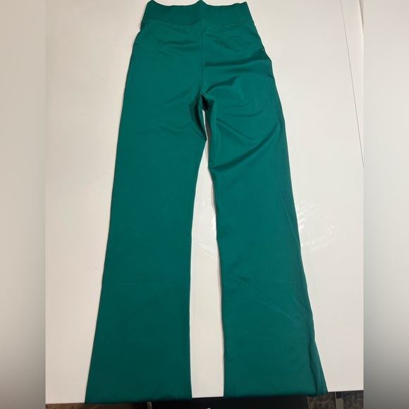 H&M Turquoise Active Flare Leggings - Picture 8 of 11